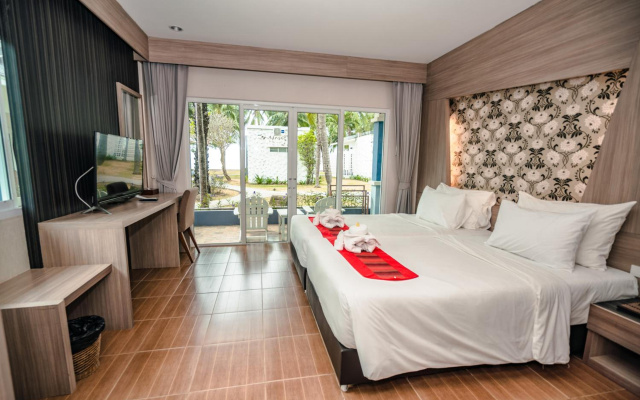 Chaolao Tosang Beach Hotel