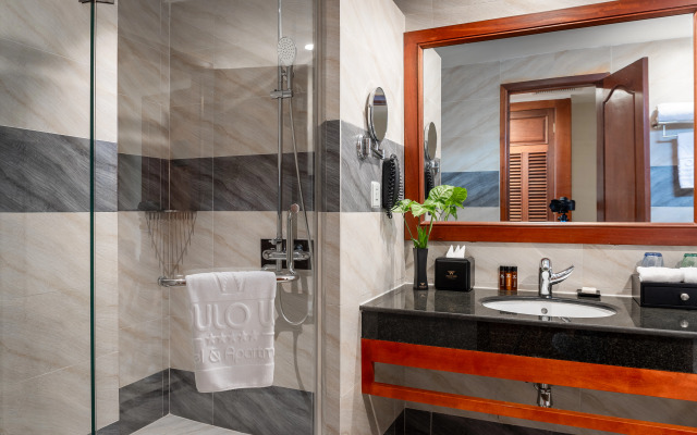 Poulo Wai Hotel and Apartment