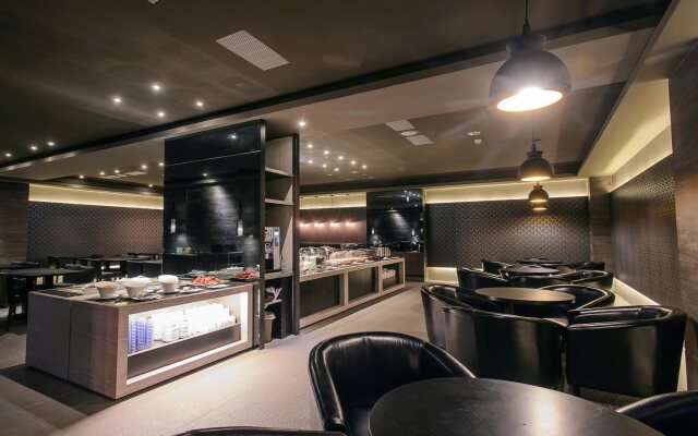 Kiwi Express Hotel - Jiuru