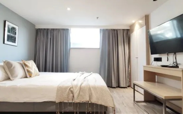 Rongju hotel apartment (Donglan Road Caohejing Shanghai)