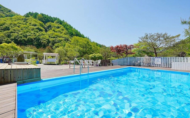 Romain Pension