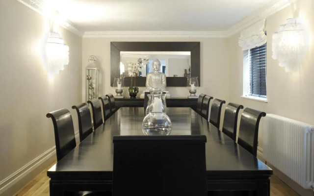 Windfalls Boutique Hotel