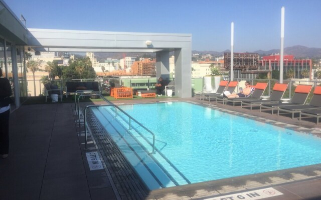 Hollywood Apartments by Barsala