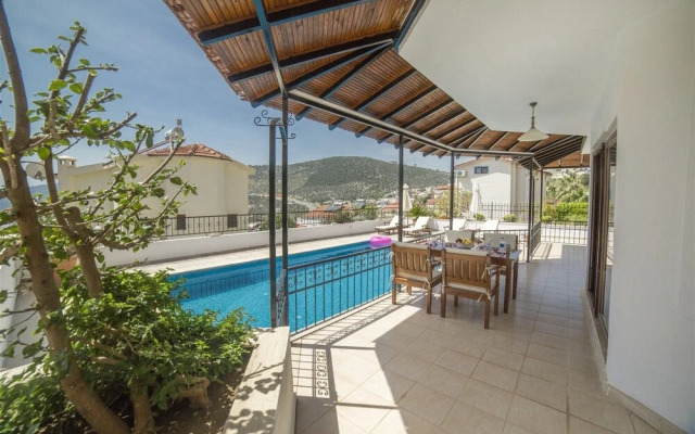 Villa Dolce Vita by Akdenizvillam