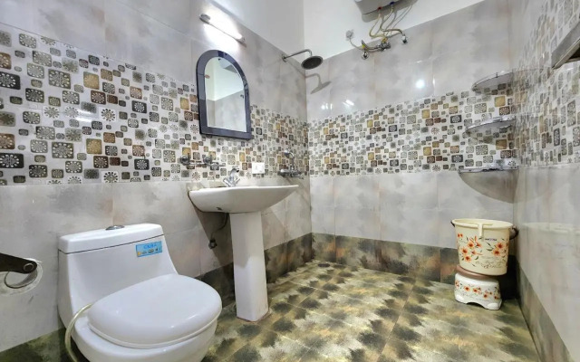 OYO 27648 Kasauli Greens