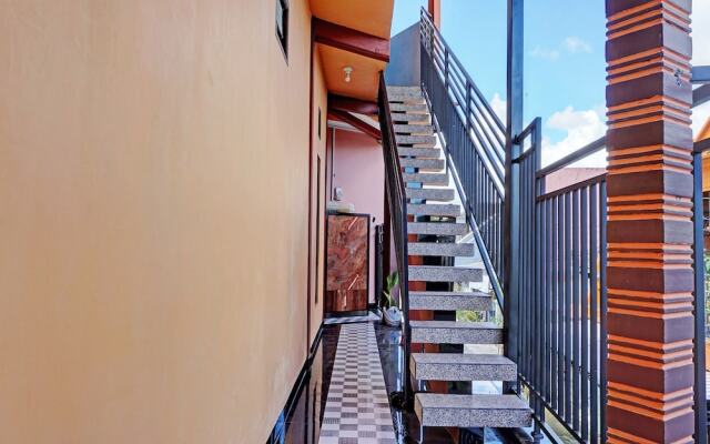 OYO Life 92353 Purnama Syariah Guest House