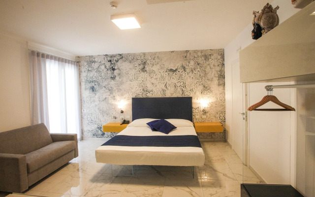 Nautilus Hotel