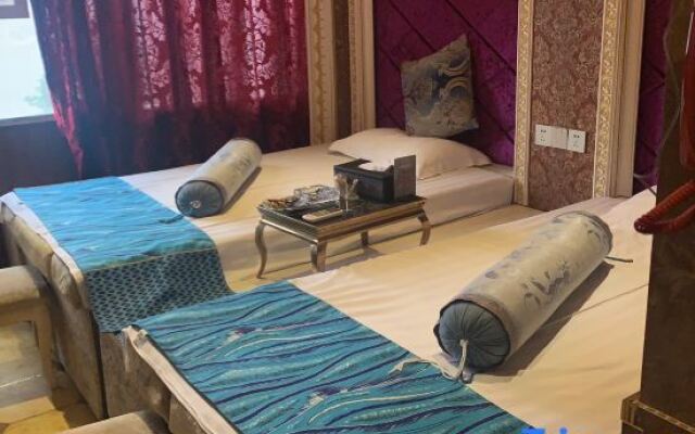 Sansheng Holiday Hotel