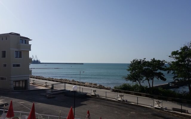 HPM Black Sea Princess Apartments