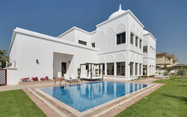 5 Villa w Private Pool Beach on Palm Jumeirah