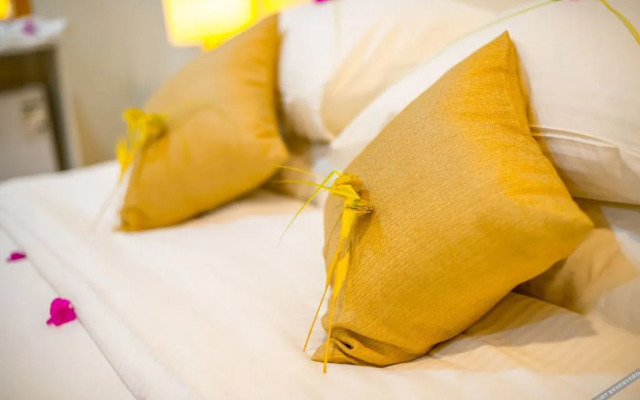 Mandhoo Guesthouse & Dive