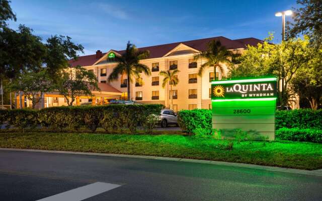 La Quinta Inn & Suites by Wyndham Bonita Springs Naples N.