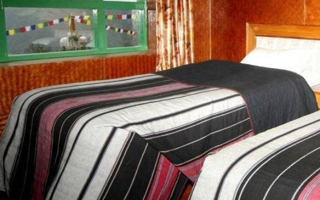 Mountain Lodges of Nepal - Lukla