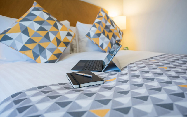 Holiday Inn Manchester West by IHG