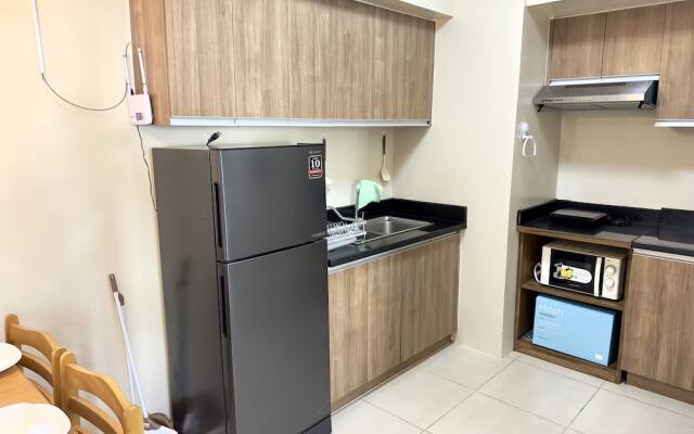 Blue Pool View 2Bedroom Avida33