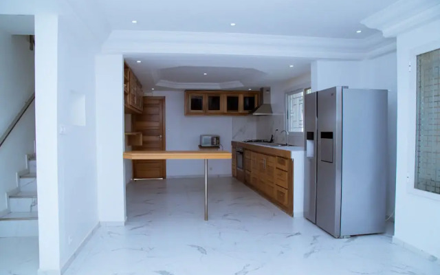 Villa Somone Pied Dans L'eau