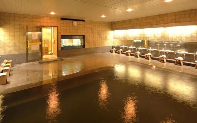 Nagoya Crown Hotel