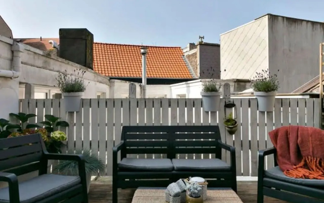 Mimi s House - Authentic Family Home by the Beach