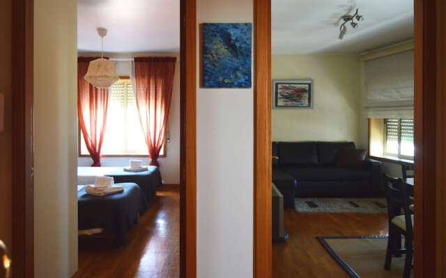 Life in Porto Apartment