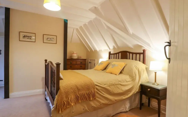 Posbury Lodge