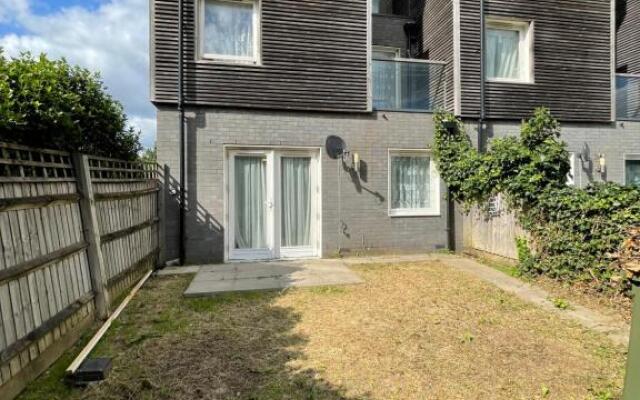Barking,Dagenham Leisure and contractors