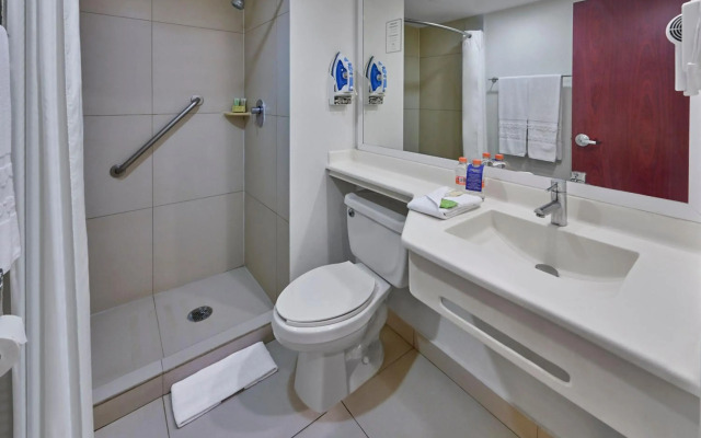 City Express by Marriott Lazaro Cardenas