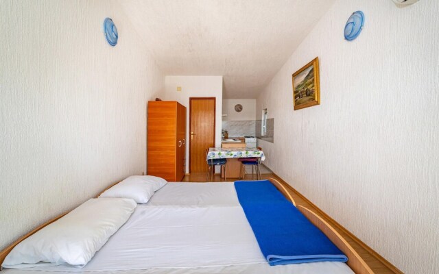 Awesome Apartment in Jasenice With Wifi and 2 Bedrooms