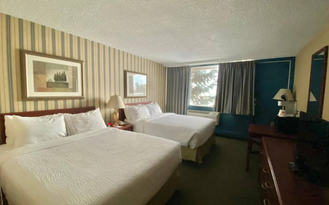 Ramada by Wyndham Whitecourt