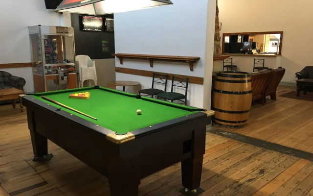 Valley Hotel