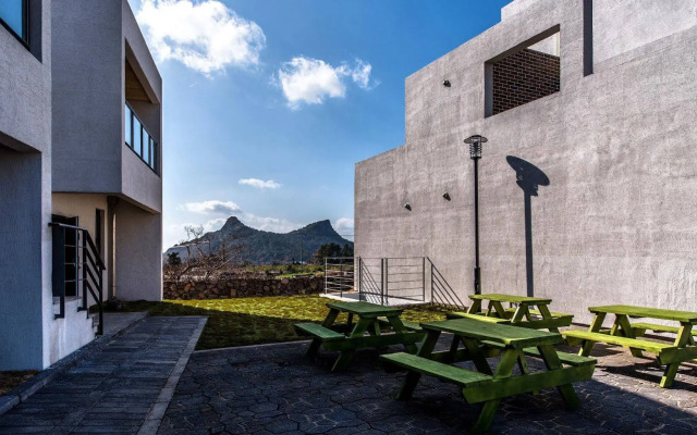 Sanbangsan Ae Resort