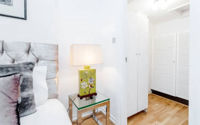 Earls Court Road Apartments