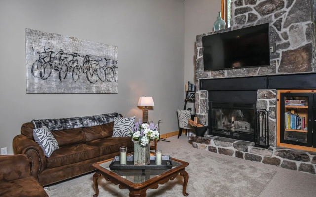 Summit Lodge 4 Bedroom Townhome