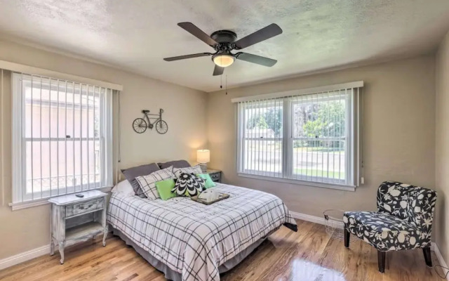 Bakersfield City Home w Patio and Garden