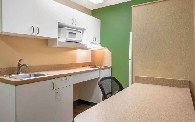 MainStay Suites Columbus North – Worthington