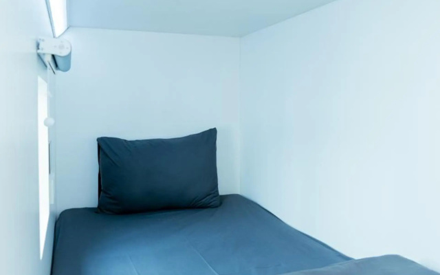 Bobopod Tanah Abang Jakarta – Guest Rooms – Jakarta