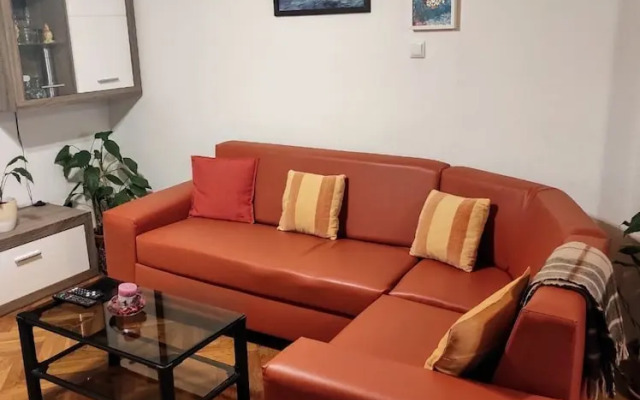 Andela - Comfortable and Affordable - A1