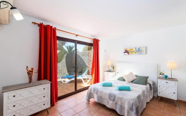 Villa Papagayo by Villa Plus