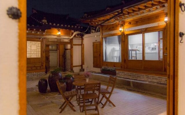 Stay 256 Hanok Guesthouse