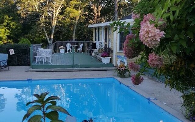 Starlight Lodge Cape Cod