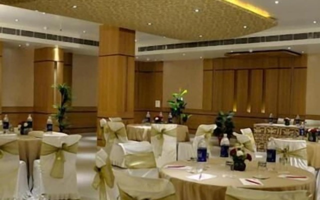 ADB Rooms Hotel Surabhi International,Varanasi