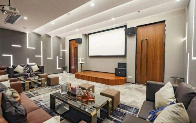 CJIA Premium Apartment (Guangzhou Panyu Avenue)