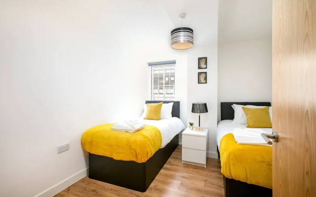 Skyvillion - Tower Point Enfield 2bed Wbalcony