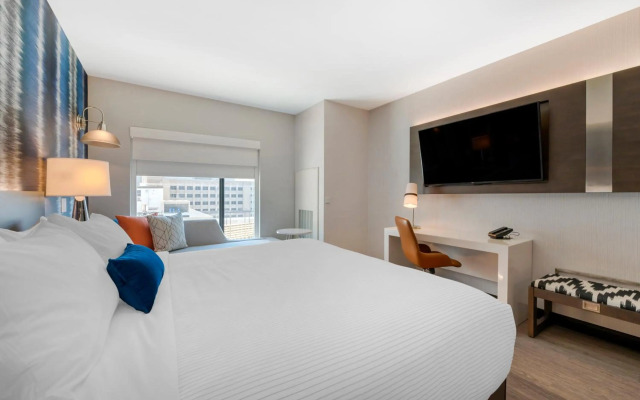 Cambria Hotel Detroit Downtown