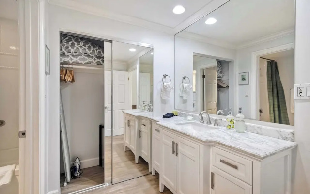 La Costa Gem - Condo for 3!