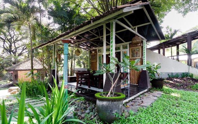 OYO 430 Grand Mulia Sakinah Boutique Hotel