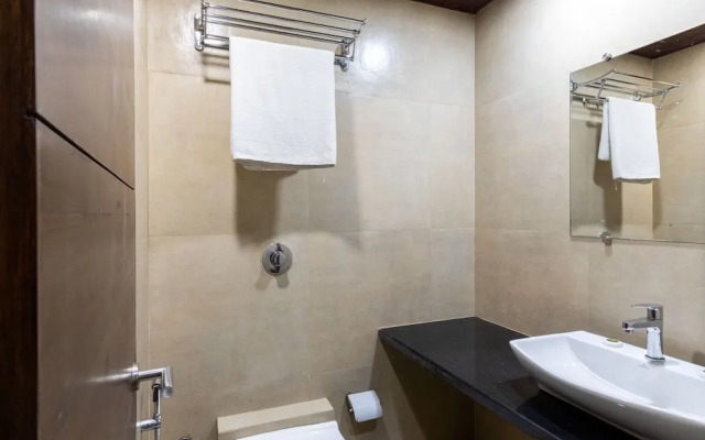 Capital O 80951 Hotel New Radsson Suite