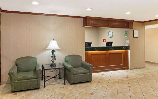 La Quinta Inn & Suites by Wyndham Stevens Point