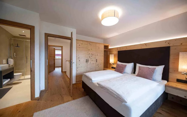 Lakeside-Luxury Apartments