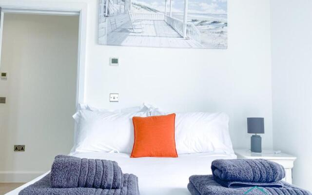 Waterstone House Penthouse Apartment