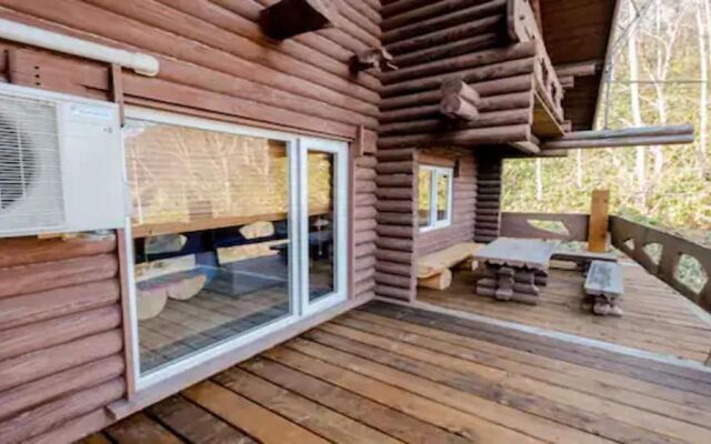 Lake Toya Hillside House